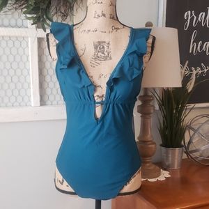 NWT Cupshe green one-piece swimsuit size medium
